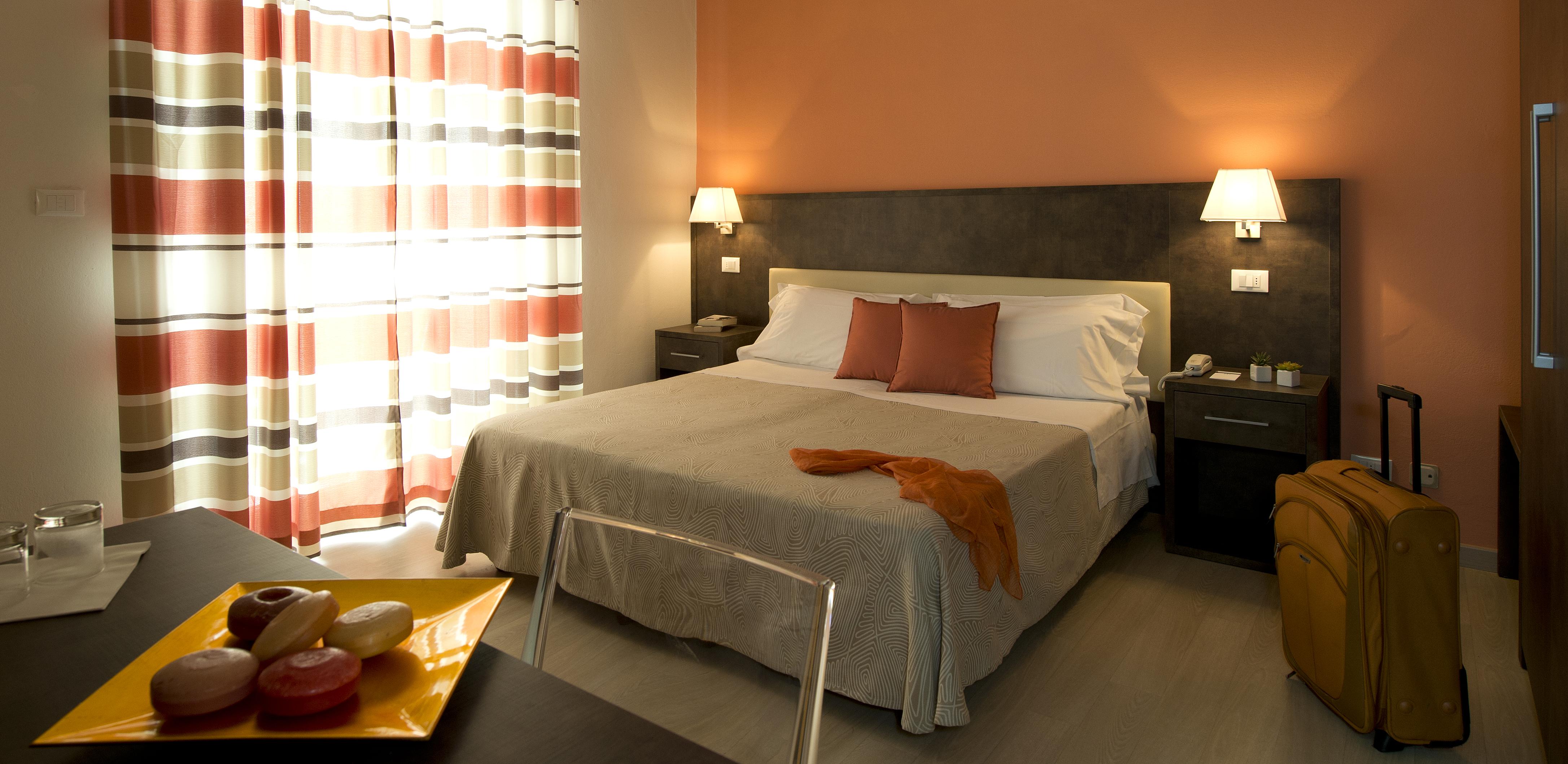 Hotel Giulia Лидо Ди Камайоре Екстериор снимка