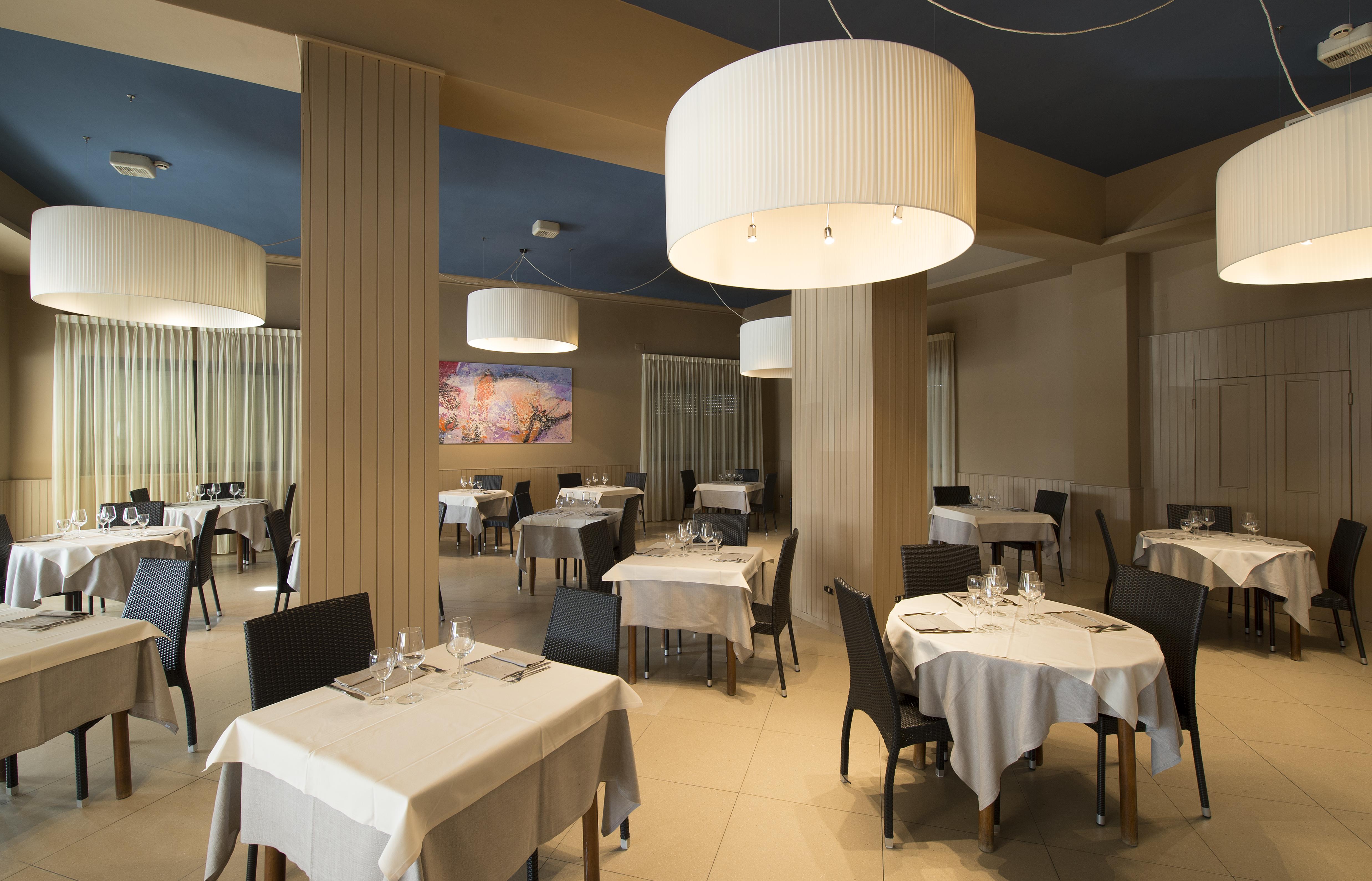 Hotel Giulia Лидо Ди Камайоре Екстериор снимка