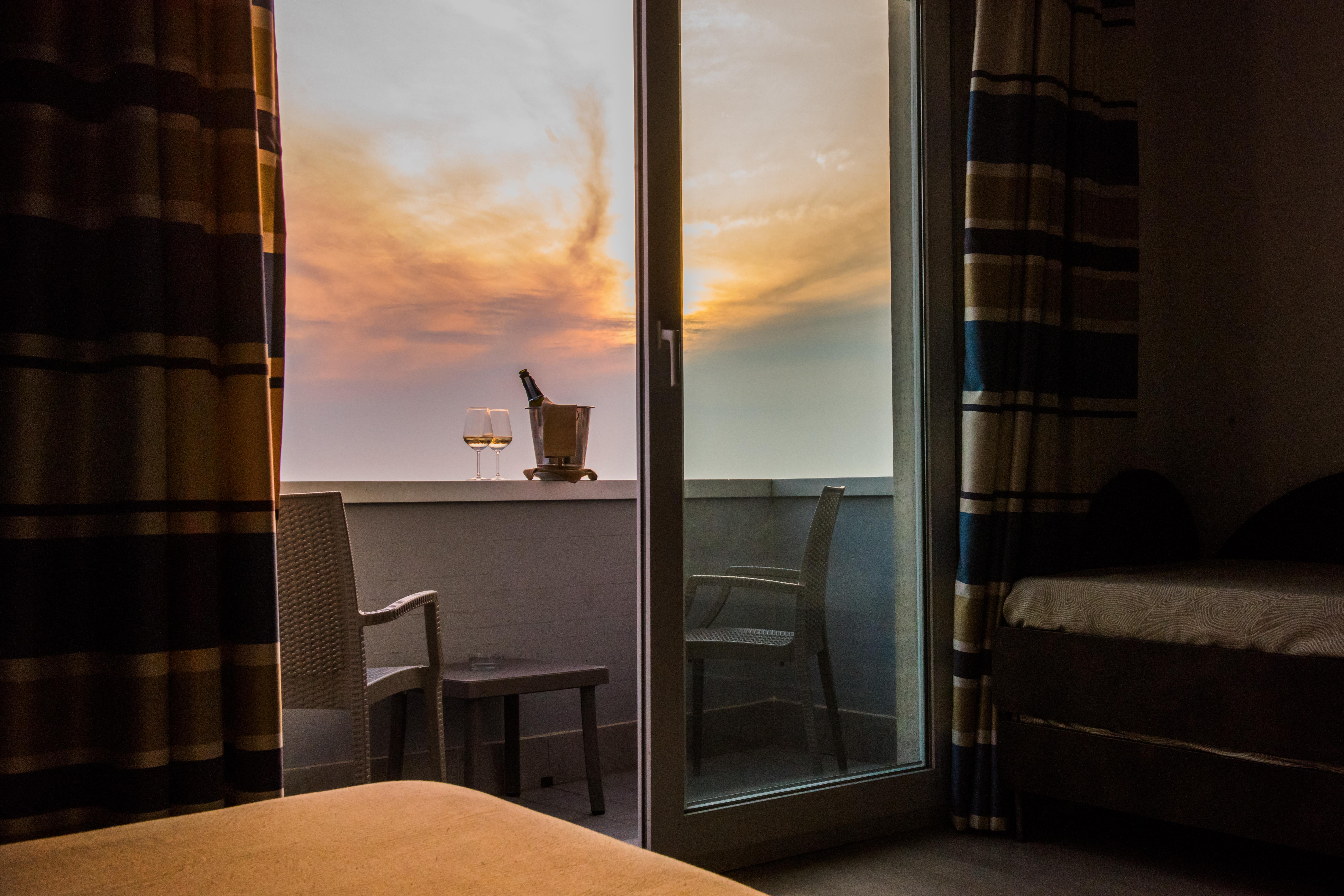Hotel Giulia Лидо Ди Камайоре Екстериор снимка